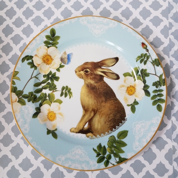 Williams Sonoma Garden Bunny and Spring Garden Bird Plates 9 Inch - Picture 3 of 6